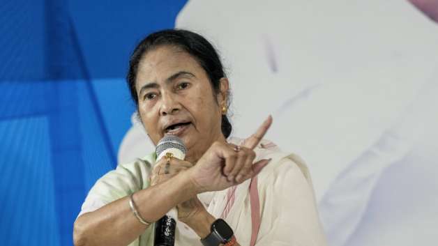 After the meeting with junior doctors was cancelled, Mamata Banerjee said- ‘I do not crave for a post, I am ready to resign’