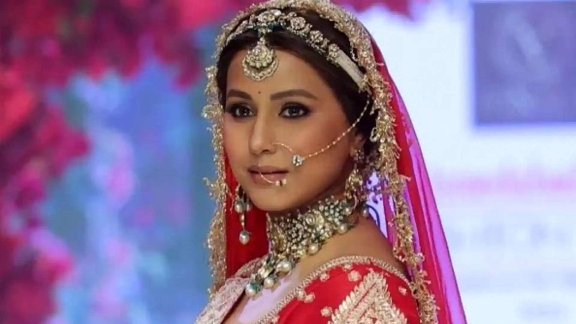 Hina Khan walked the ramp in a bridal look amid her battle with breast cancer, the actress looked very beautiful as a bride