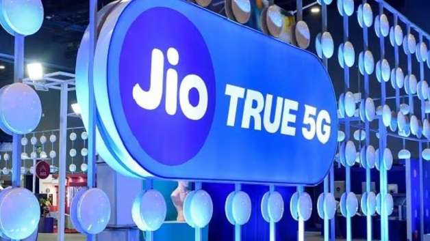 Tensions of millions of Jio users are over, internet will be free for the whole year